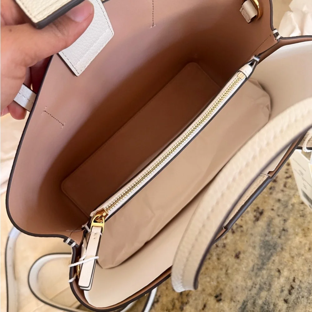 New tory burch set Blake tote small & zip cardholder in new ivory color - Picture 6 of 10